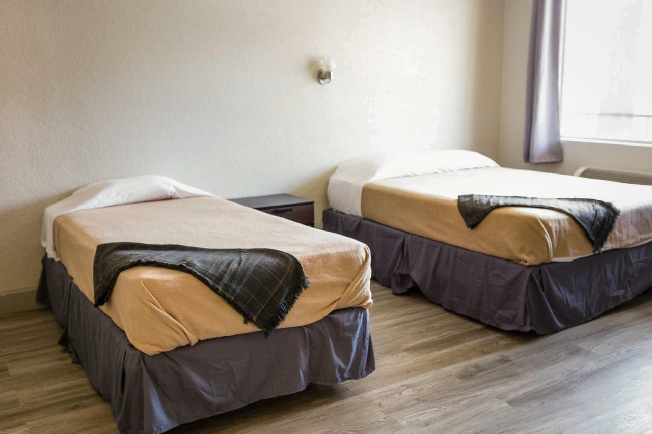 Merit Inn And Suites Beaumont Kültér fotó