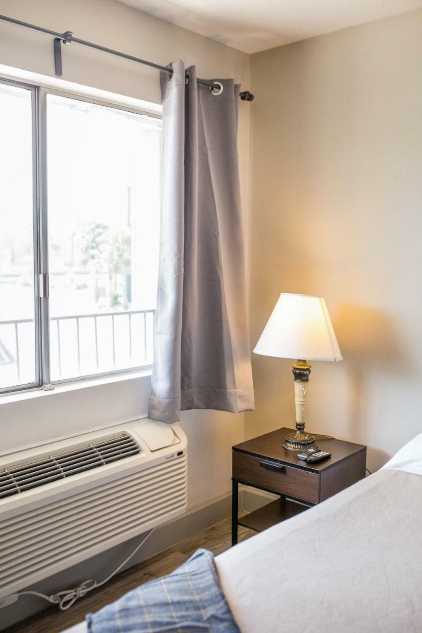 Merit Inn And Suites Beaumont Kültér fotó
